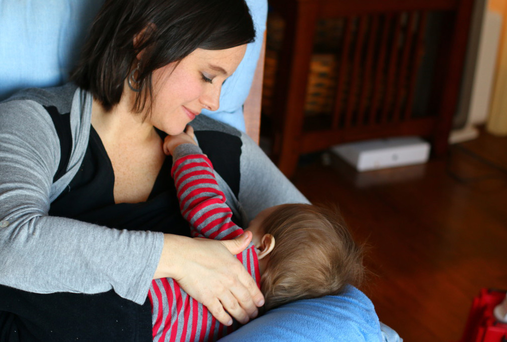 Mom of 3 recommends 11 breastfeeding supplies
